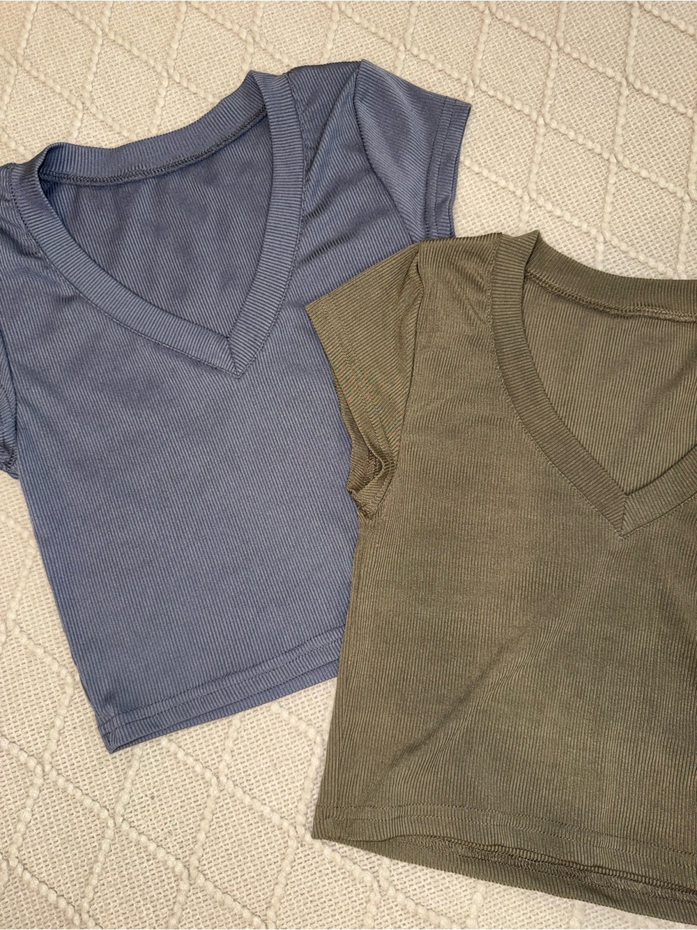Women’s V-Neck Ribbed Cropped Tee’s - Blue and Olive Set Size XS